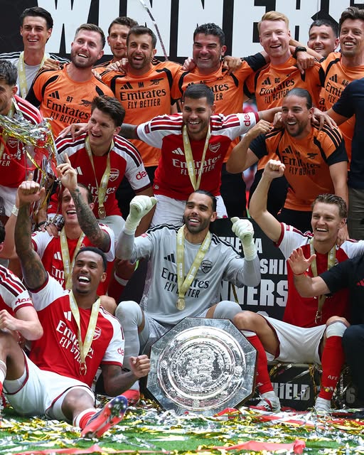 Viral TNT Sports Football post noting that no Community Shield winner since 2018 has gone on to win the league